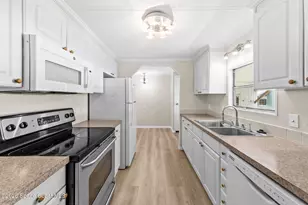 1005 Thrush Cir, Barefoot Bay, FL 32976 - Photo 14