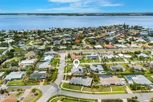 304 Cherry Dr, Melbourne Beach, FL 32951 - Photo 38