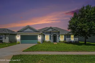 1025 Morgan Cir NE, Palm Bay, FL 32905 - Photo 4