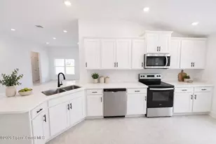1258 Soleway Ave NW, Palm Bay, FL 32907 - Photo 2