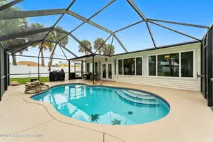 498 Chamberlin Ave NW, Palm Bay, FL 32907 - Photo 2