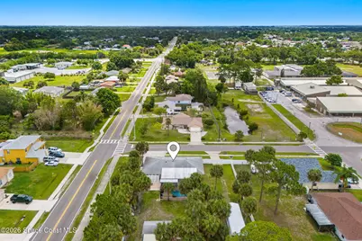 498 Chamberlin Avenue NW, Palm Bay, FL 32907 - Photo 4