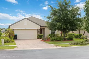 577 Trymore Dr SE, Palm Bay, FL 32909 - Photo 1