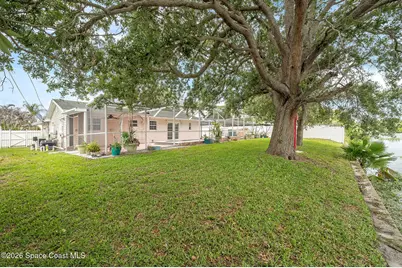 586 Louvre Drive, Melbourne, FL 32935 - Photo 10