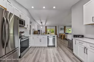 398 Falls Church St SW, Palm Bay, FL 32908 - Photo 10