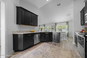 1110 Cherokee Rd SE, Palm Bay, FL 32909 - Photo 6