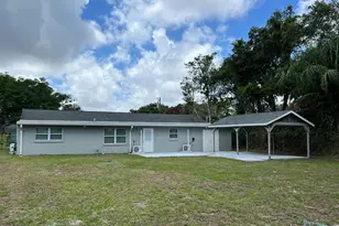 776 Sara Jane Ln, Merritt Island, FL 32952 - Photo 2