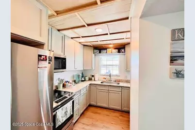 253 Cherie Down Lane, Cape Canaveral, FL 32920 - Photo 8