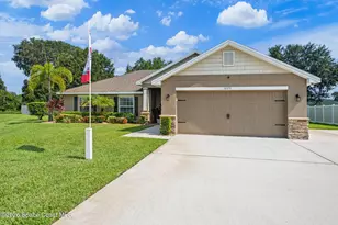 589 Saragassa Ave, Palm Bay, FL 32908 - Photo 2