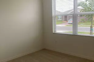 1302 McFarland Dr, Melbourne, FL 32904 - Photo 6