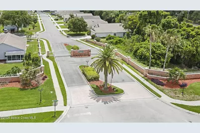 1021 Pine Creek Circle NE, Palm Bay, FL 32905 - Photo 34