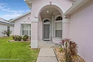 1021 Pine Creek Cir NE, Palm Bay, FL 32905 - Photo 4