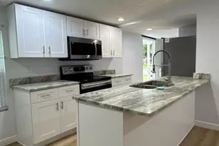 4760 Lake Ontario Dr, Cocoa, FL 32926 - Photo 4