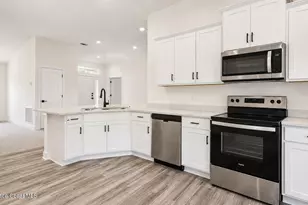 821 Airport Ave SE, Palm Bay, FL 32909 - Photo 6