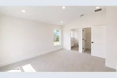 821 Airport Avenue SE, Palm Bay, FL 32909 - Photo 10