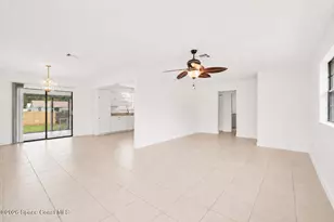 901 Grandeur St SE, Palm Bay, FL 32909 - Photo 8