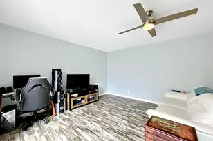 3913 Vista Oaks Cir NE, Palm Bay, FL 32905 - Photo 16