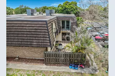 3913 Vista Oaks Circle NE, Palm Bay, FL 32905 - Photo 4