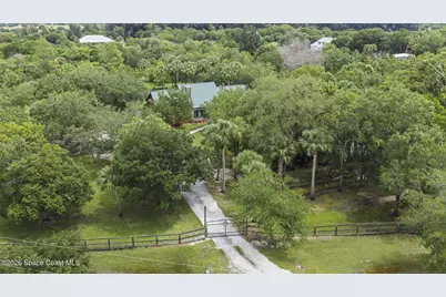 5670 23rd Street SW, Vero Beach, FL 32968 - Photo 52