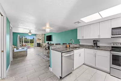 402 N 1st Street #10, Cocoa Beach, FL 32931 - Photo 6