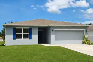 261 Wisteria Ave NW, Palm Bay, FL 32907 - Photo 2