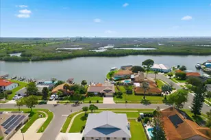 195 Sea Breeze Cir, Merritt Island, FL 32953 - Photo 8