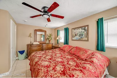 108 E Avenue D E, Melbourne, FL 32901 - Photo 18