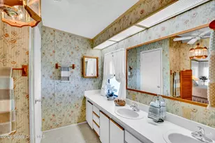409 Macadamia Dr, Micco, FL 32976 - Photo 20