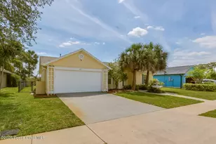 4361 Silver Lake Dr, Melbourne, FL 32901 - Photo 2