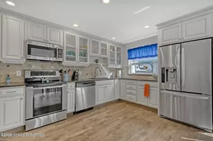 319 Dorset Dr, Cocoa Beach, FL 32931 - Photo 12
