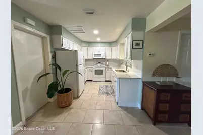 275 S 4th Street #2, Cocoa Beach, FL 32931 - Photo 6