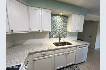 275 S 4th Street #2, Cocoa Beach, FL 32931 - Photo 8