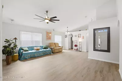 14524 Lisalynne Court, Orlando, FL 32826 - Photo 4