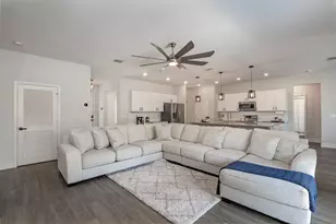 620 Cecelia Ave SE, Palm Bay, FL 32909 - Photo 4