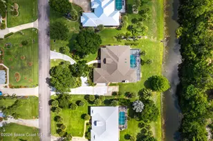 109 Harbor Point Dr, Sebastian, FL 32958 - Photo 8