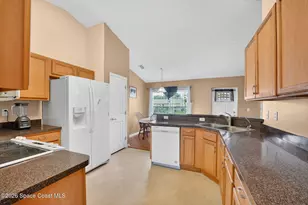 534 White Plains Ave SW, Palm Bay, FL 32908 - Photo 18