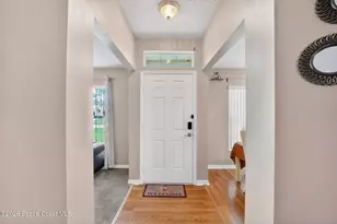 534 White Plains Ave SW, Palm Bay, FL 32908 - Photo 2