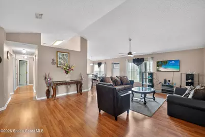 534 White Plains Avenue SW, Palm Bay, FL 32908 - Photo 10