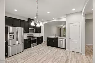 7983 Loren Cove Dr, Melbourne, FL 32940 - Photo 2