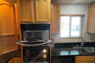 1175 Jimmy Buffett Memorial Hwy, Satellite Beach, FL 32937 - Photo 16