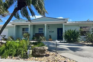 310 Kent Dr, Cocoa Beach, FL 32931 - Photo 2