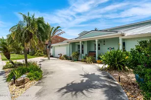 310 Kent Dr, Cocoa Beach, FL 32931 - Photo 1
