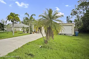 463 Avocado Rd NW, Palm Bay, FL 32907 - Photo 22