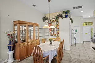 463 Avocado Rd NW, Palm Bay, FL 32907 - Photo 12