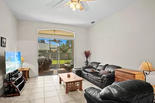 463 Avocado Rd NW, Palm Bay, FL 32907 - Photo 14