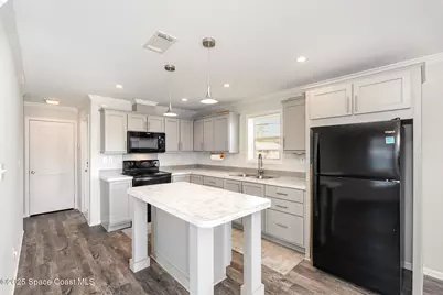 21 Sapphire Street, Melbourne, FL 32904 - Photo 6