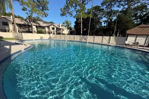 9020 York Ln, West Melbourne, FL 32904 - Photo 4