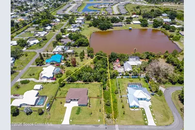 759 S Fischer Circle, Sebastian, FL 32958 - Photo 2