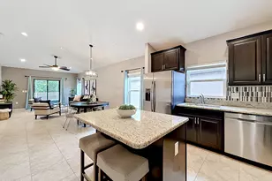 1523 Musgrass Cir, West Melbourne, FL 32904 - Photo 12