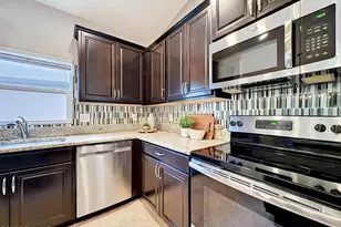 1523 Musgrass Cir, West Melbourne, FL 32904 - Photo 14